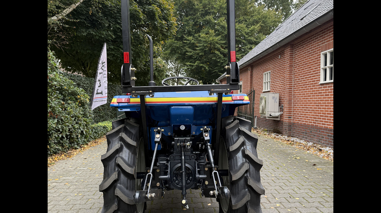 Iseki TU170 ab 95 € pro Monat.